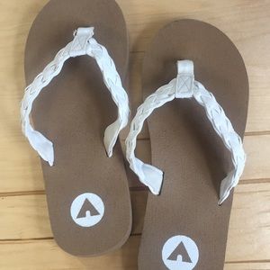 Airwalk flip flops